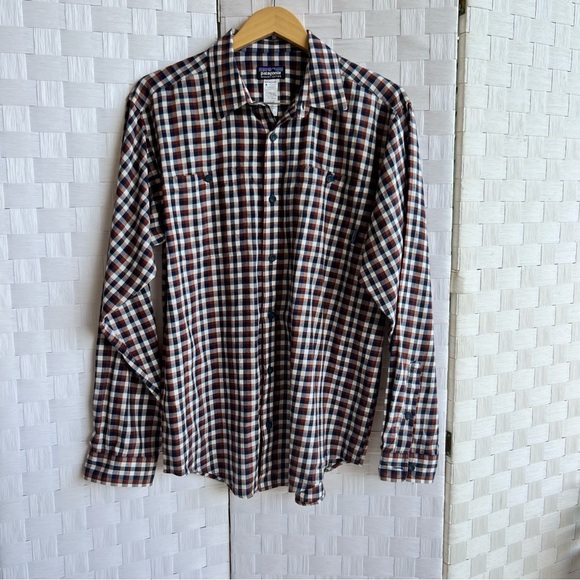 Patagonia Checkered Mens plaid Shirt - Picture 1 of 5